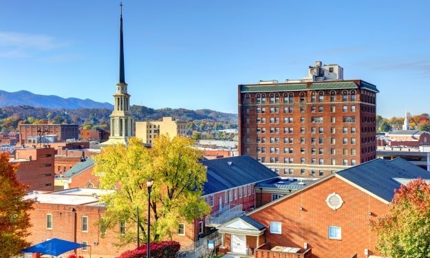 brick buildings in downtown Johnson City, Tennessee