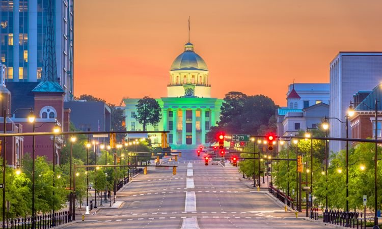 state capitol building in montgomery alabma